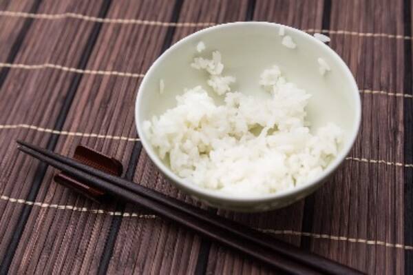 米粒を茶碗につけた状態で 完食 ってどうなの ご飯の食べ方をめぐってネットで 米騒動 が勃発 17年2月15日 エキサイトニュース 米粒を茶碗につけた状態で 完食 ってどうなの ご飯の食べ方をめぐってネットで 米騒動 が勃発 17年2月15日 エキサイトニュース