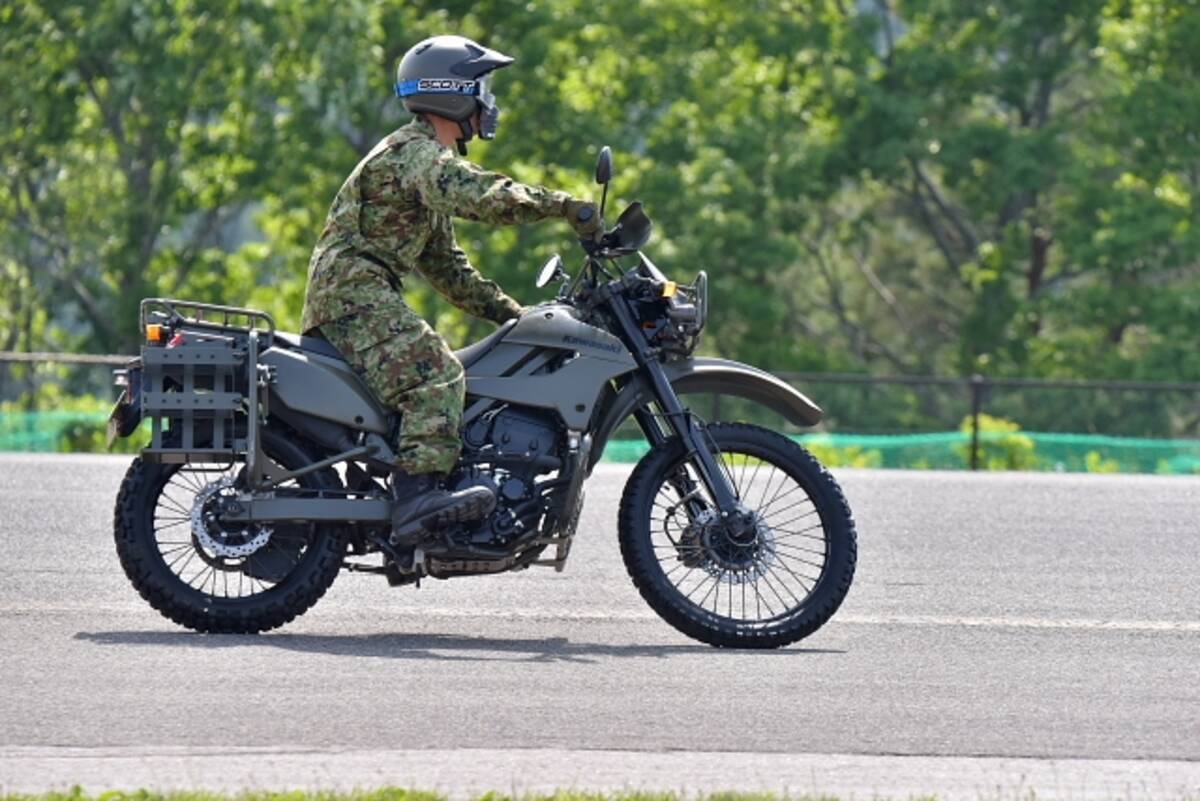 陸上自衛隊ラーメン暴行事件 年上部下からの嫌がらせで欠勤続け懲戒免職 ネットでは 周囲がサポートするべきだった という声も 16年6月22日 エキサイトニュース