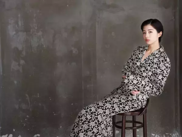 「「性別関係なく、惹かれるときは惹かれるのが人間」映画『君は永遠にそいつらより若い』主演・佐久間由衣インタビュー」の画像