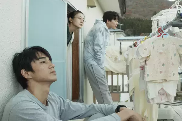 「『草の響き』レビュー：東出昌大らが走り、導かれる、人生の再生と危うさの示唆」の画像