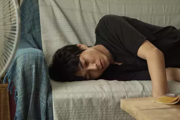 「『草の響き』レビュー：東出昌大らが走り、導かれる、人生の再生と危うさの示唆」の画像