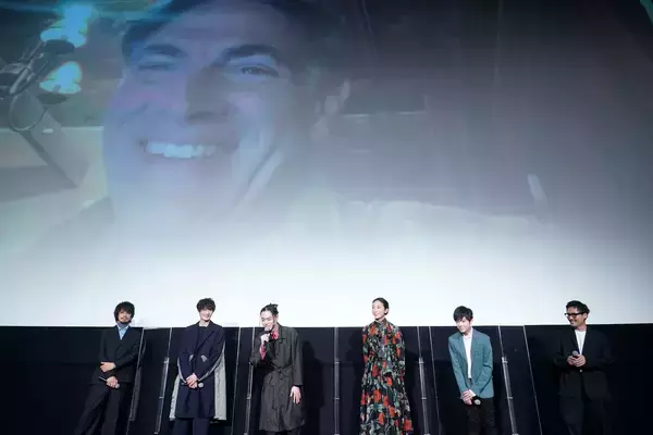 「菅田将暉「満席の皆さんの前に立てて嬉しい！」『CUBE 一度入ったら、最後』 初日舞台挨拶」の画像