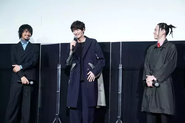 「菅田将暉「満席の皆さんの前に立てて嬉しい！」『CUBE 一度入ったら、最後』 初日舞台挨拶」の画像