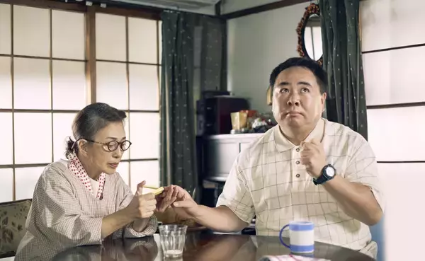 「〈新作紹介〉『梅切らぬバカ』加賀まりこの全てが”映画”であるとしか言いようのない素晴らしさ」の画像