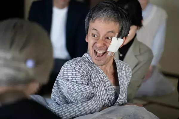 「映画『八つ墓村』金田一役の尾上松也、奥智哉、堀田真由ら鍵を握る人物を捉えた場面写真10点公開」の画像