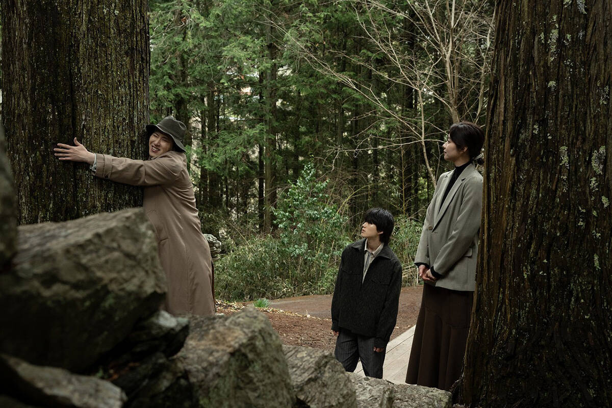 映画『八つ墓村』金田一役の尾上松也、奥智哉、堀田真由ら鍵を握る人物を捉えた場面写真10点公開