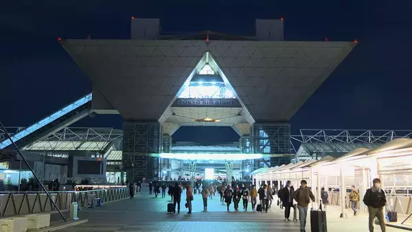 「NHK『ぼくらのコミケ史　好きが紡いだ50年』が3月1日放送。えなこら出演。語りは上坂すみれ」の画像