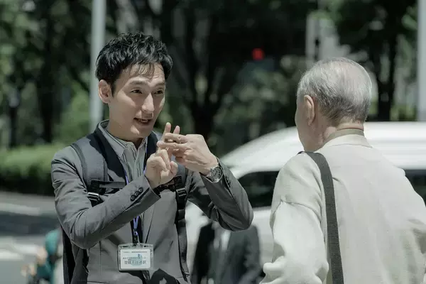 「ドラマ『デフ・ヴォイス 法廷の手話通訳士』が「ろう者の役は当事者の俳優に」を実現するまで」の画像