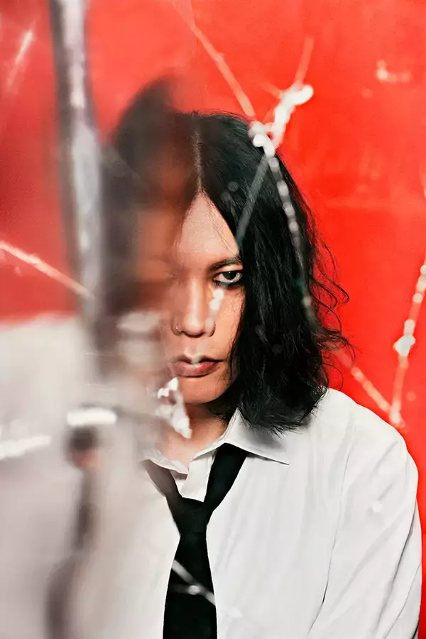 「米津玄師“IRIS OUT”“さよーならまたいつか！”『NHK紅白歌合戦』パフォーマンス映像公開」の画像