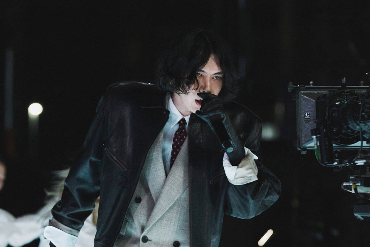 米津玄師“IRIS OUT”“さよーならまたいつか！”『NHK紅白歌合戦』パフォーマンス映像公開