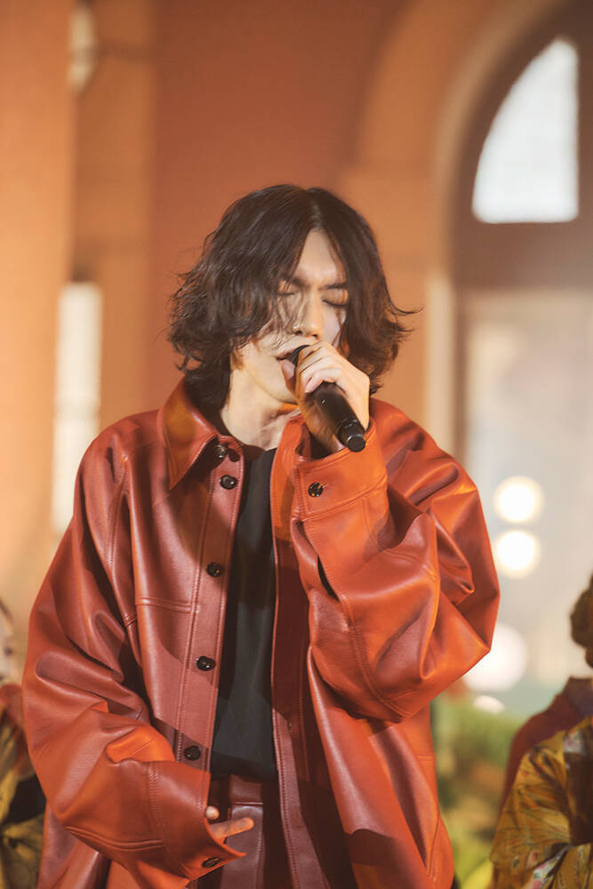 米津玄師“IRIS OUT”“さよーならまたいつか！”『NHK紅白歌合戦』パフォーマンス映像公開