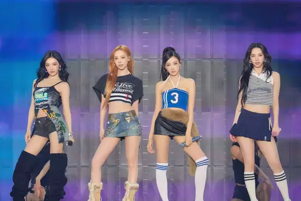 「aespa東京ドーム公演レポ。3度目のドームで体現した、揺るぎないaespaらしさ」の画像