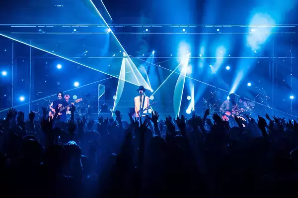 「RADWIMPSメジャーデビュー20周年特番が10月11日にNHKで放送」の画像