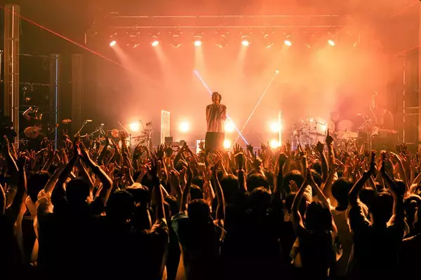 「RADWIMPSメジャーデビュー20周年特番が10月11日にNHKで放送」の画像