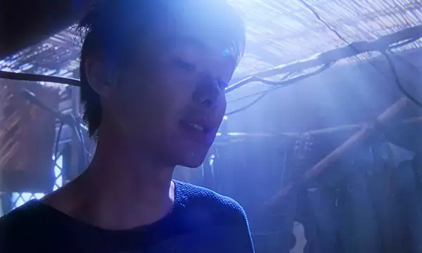「岩井俊二『スワロウテイル』舞台裏を描いたドキュメンタリー『円都』YouTubeで期間限定無料配信」の画像