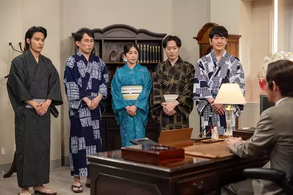 「久保史緒里が内村光良扮する三津谷寛治からダメ出し。NHK『LIFE!夏』8月11日放送」の画像