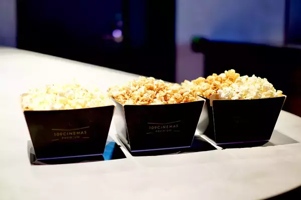 「坂本龍一が音響を監修。こだわりが詰まった映画館『109シネマズプレミアム新宿』の内部をレポート」の画像