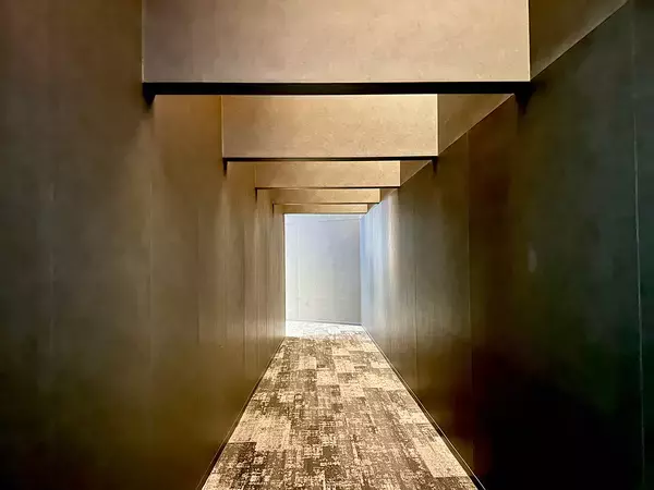 「坂本龍一が音響を監修。こだわりが詰まった映画館『109シネマズプレミアム新宿』の内部をレポート」の画像