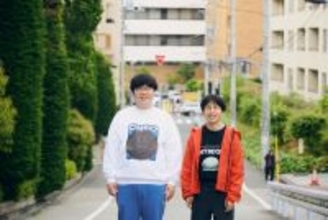 大前粟生×佐伯ポインティが語る、男らしさ問題。笑いは「暴力」も「イジリ」に変えてしまう