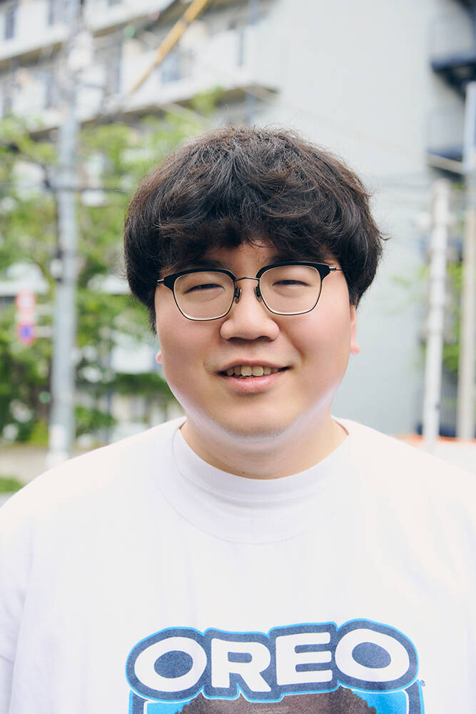 大前粟生×佐伯ポインティが語る、男らしさ問題。笑いは「暴力」も「イジリ」に変えてしまう