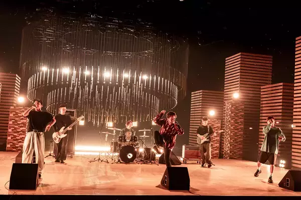 「NHK『SONGS』バズヒット特集にORANGE RANGE、こっちのけんと、FRUITS ZIPPERが出演」の画像