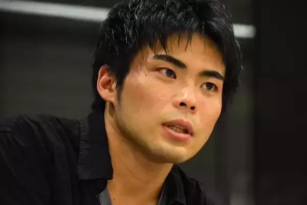 「26歳、カンヌ監督週間に日本人最年少出品。家族と都市描く『見はらし世代』団塚唯我監督インタビュー」の画像