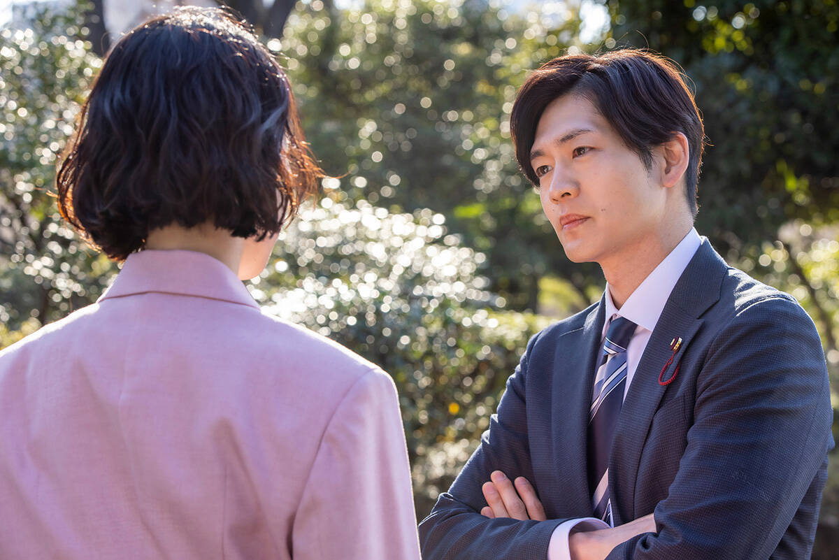 黒木華×野呂佳代が都知事選に挑む『銀河の一票』大島依提亜によるメインビジュアル公開