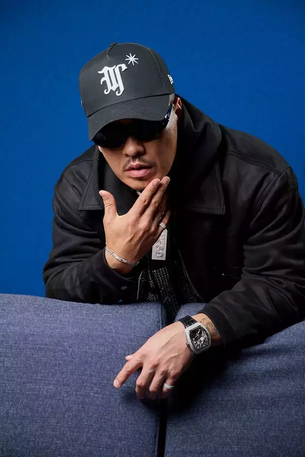 「恋リアは「しゃらくせぇ」。AK-69と永野がNetflixリアリティシリーズ『ラヴ上等』でヤンキーから学ぶ「感情のむき出し方」」の画像