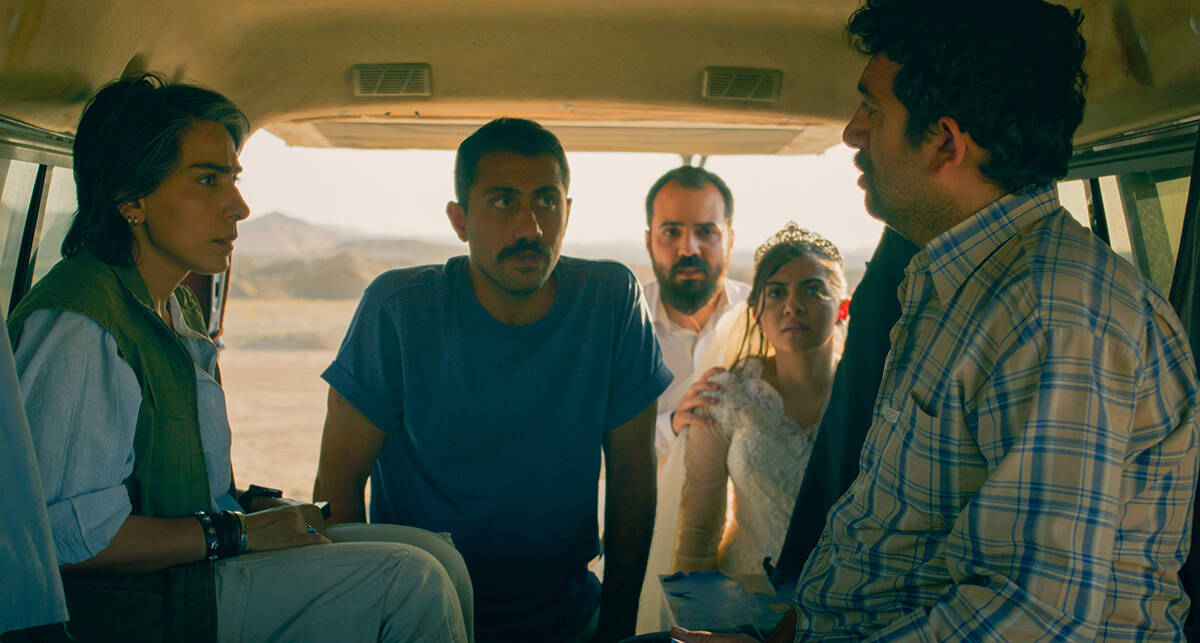 イランでは、怒りというエネルギーを笑いに転換する。イランと日本を映画でつなぐ翻訳者に聞く