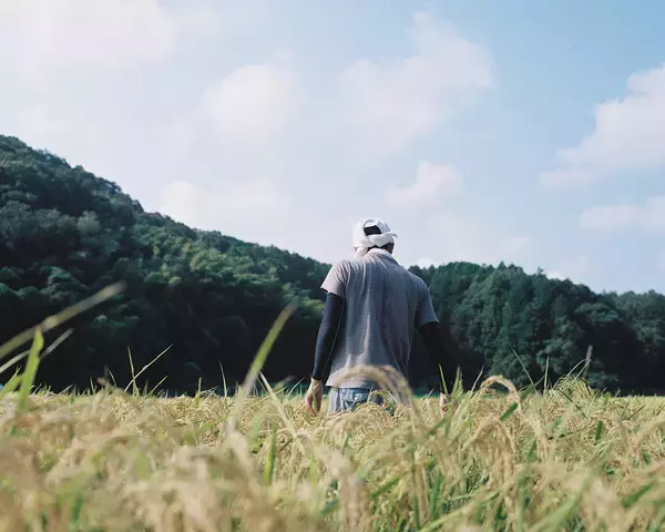「新進写真家発掘フォトコンテスト『ZOOMS JAPAN』グランプリは丹野雄二『身土不二』」の画像