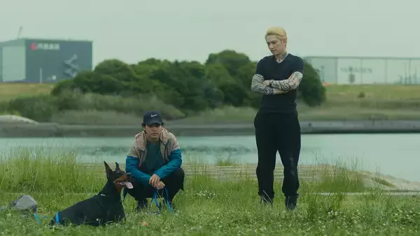 「柳楽優弥×松村北斗共演のNetflix『九条の大罪』正義と悪が入り乱れるカオスな相関図＆場面写真」の画像