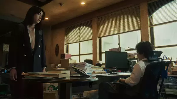 「柳楽優弥×松村北斗共演のNetflix『九条の大罪』正義と悪が入り乱れるカオスな相関図＆場面写真」の画像