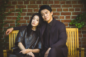 Netflix『匿名の恋人たち』小栗旬×ハン・ヒョジュのカップルフォト＆赤西仁、中村ゆりも参加のトーク映像