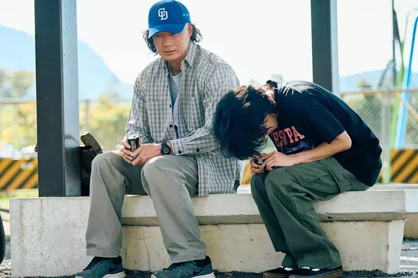 「磯村勇斗×末澤誠也×綾野剛『mentor』どこかおかしい本予告編、キャストコメント、場面写真到着」の画像
