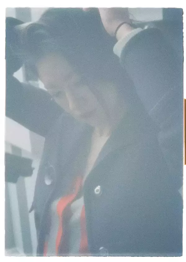 「上村窓写真連載vol.5『どこだよここは だれだよきみは』〜関めぐみと街を歩く〜」の画像