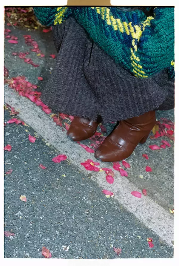 「上村窓写真連載vol.5『どこだよここは だれだよきみは』〜関めぐみと街を歩く〜」の画像