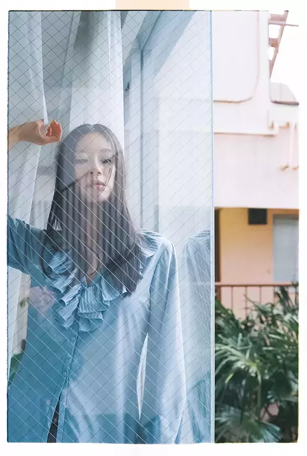 「上村窓写真連載vol.5『どこだよここは だれだよきみは』〜関めぐみと街を歩く〜」の画像