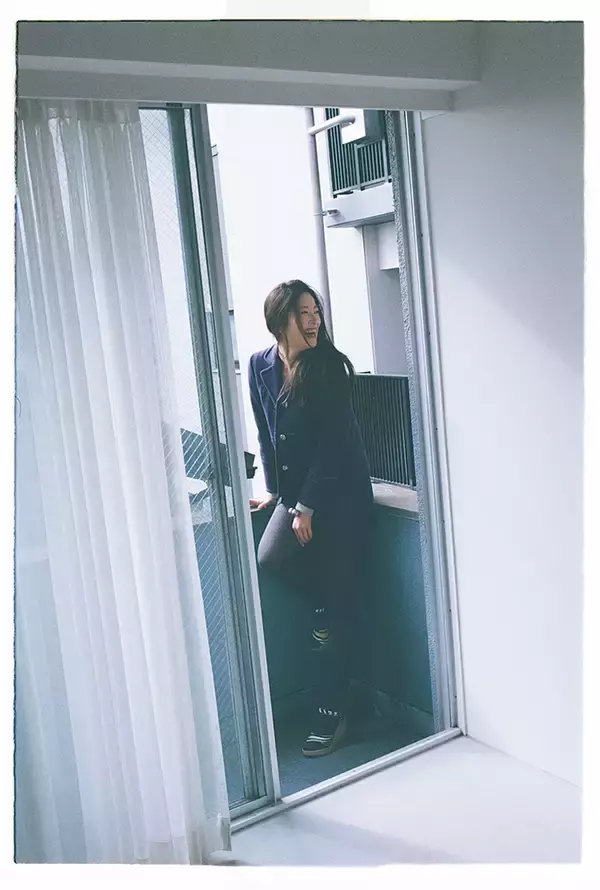 「上村窓写真連載vol.5『どこだよここは だれだよきみは』〜関めぐみと街を歩く〜」の画像