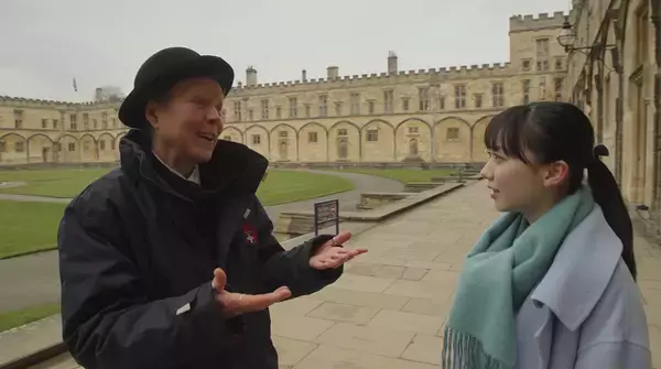 「芦田愛菜が『不思議の国のアリス』誕生の地・イギリスをめぐる番組がNHK BSで放送」の画像