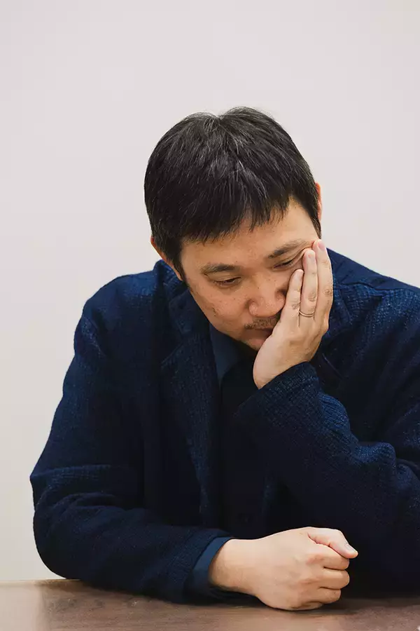 「「演技には根本的な無理がある」。『急に具合が悪くなる』濱口竜介×黒崎煌代が語る「本当に何かが起きる」映画づくり」の画像