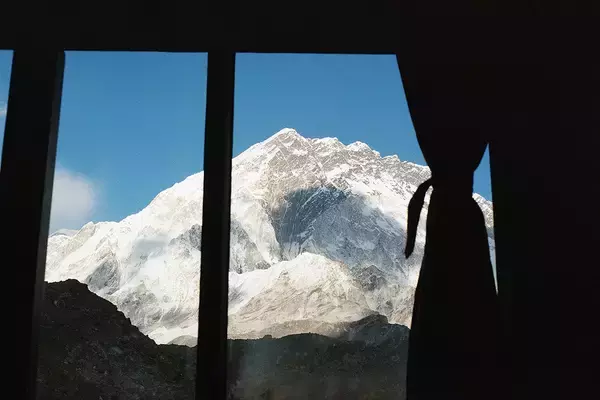 「鈴木渉の作品展『Everest Eats』が1月30日から開催。「エベレスト街道」で出会った食と風景」の画像