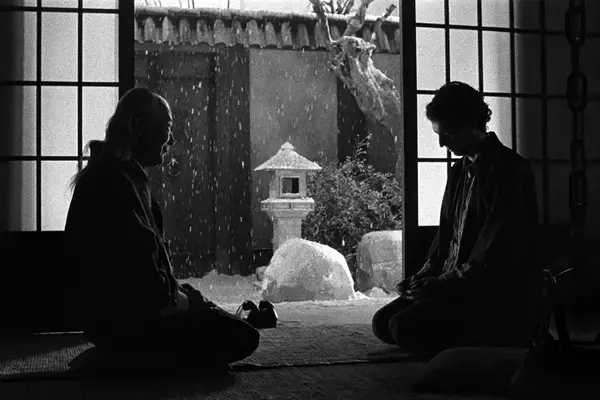 「虚構と現実の境が揺らぐ映画の旅『グランドツアー』。カンヌ監督賞ミゲル・ゴメスとフィクションを考える」の画像