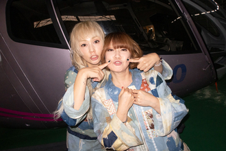 PUFFYデビュー30周年。デビュー日にLINE CUBE SHIBUYAでアニバーサリーライブ開催