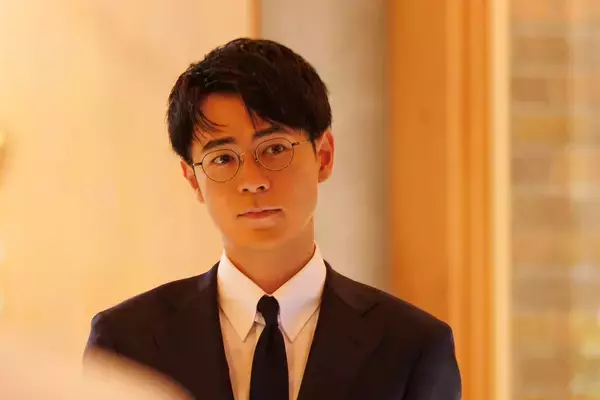 「Netflix『匿名の恋人たち』キャストを紹介。小栗旬、ハン・ヒョジュ、赤西仁、中村ゆりら共演」の画像