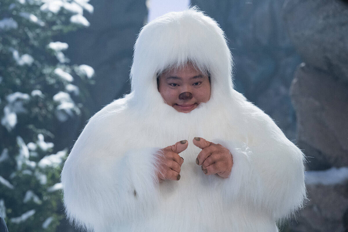 NHK『LIFE！冬1』に富栄ドラムが出演。雪男役で内村光良、塚地武雅と共演