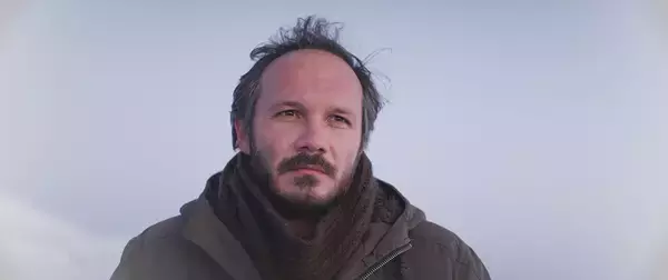 「ヌリ・ビルゲ・ジェイラン監督最新作『二つの季節しかない村』予告編＆場面写真到着」の画像