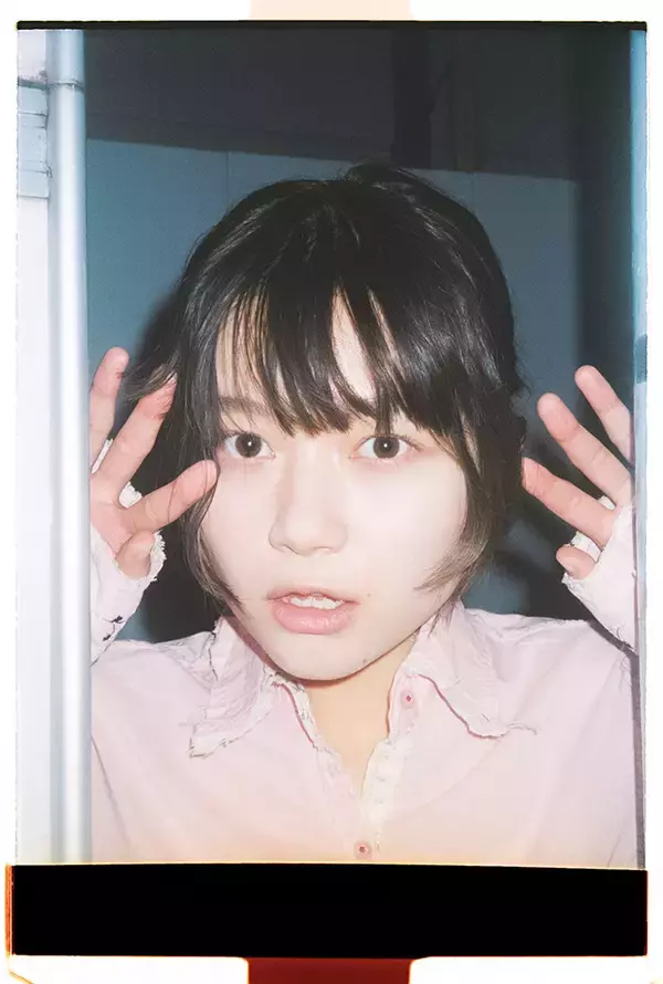 「上村窓写真連載vol.6『どこだよここは だれだよきみは』〜園凜と街を歩く〜」の画像