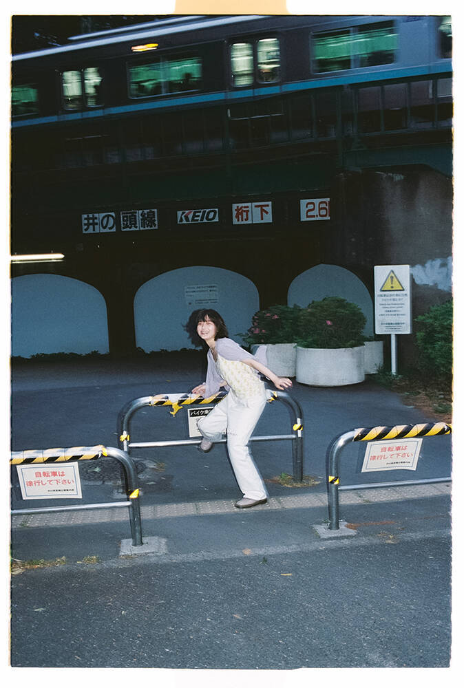 上村窓写真連載vol.6『どこだよここは だれだよきみは』〜園凜と街を歩く〜