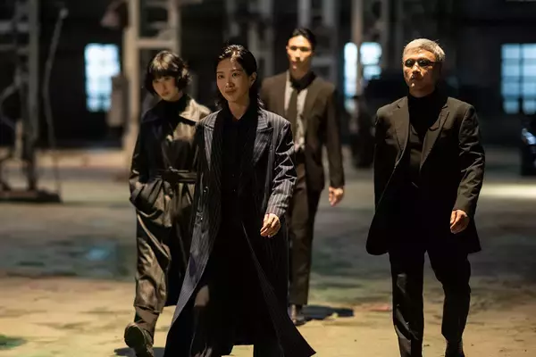 「岡田将生へのオファー秘話も。『殺し屋たちの店2』監督が明かす、世界を熱狂させるドラマの生まれ方」の画像