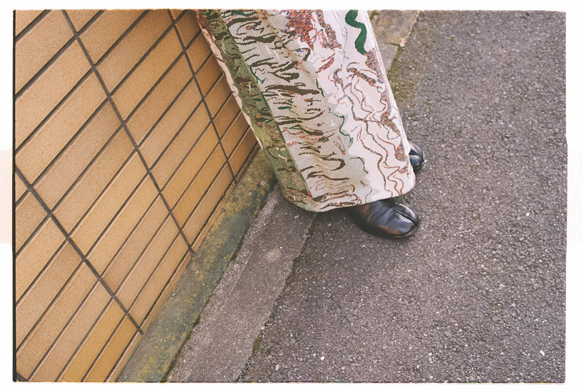上村窓写真連載vol.7『どこだよここは だれだよきみは』〜又吉直樹と街を歩く〜